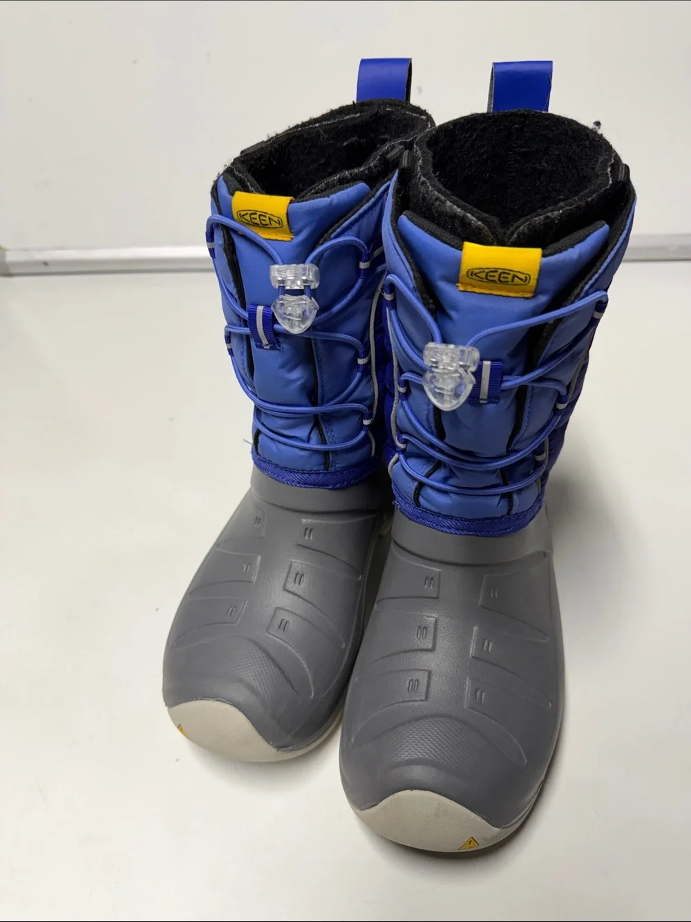 Keen Kids Waterproof Winter kids Boots in Blue and Gray Yellow Accent sz 5